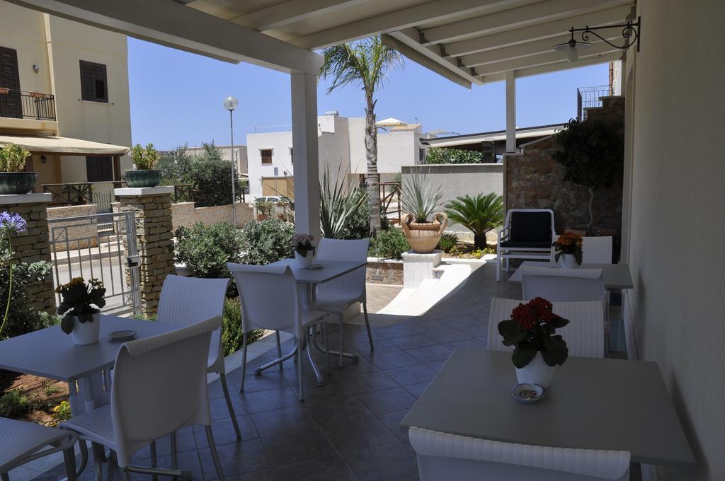 Athena Bed & Breakfast San Vito Lo Capo Exteriör bild